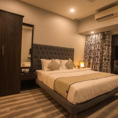 Encore Suites Goa パナジ エクステリア 写真