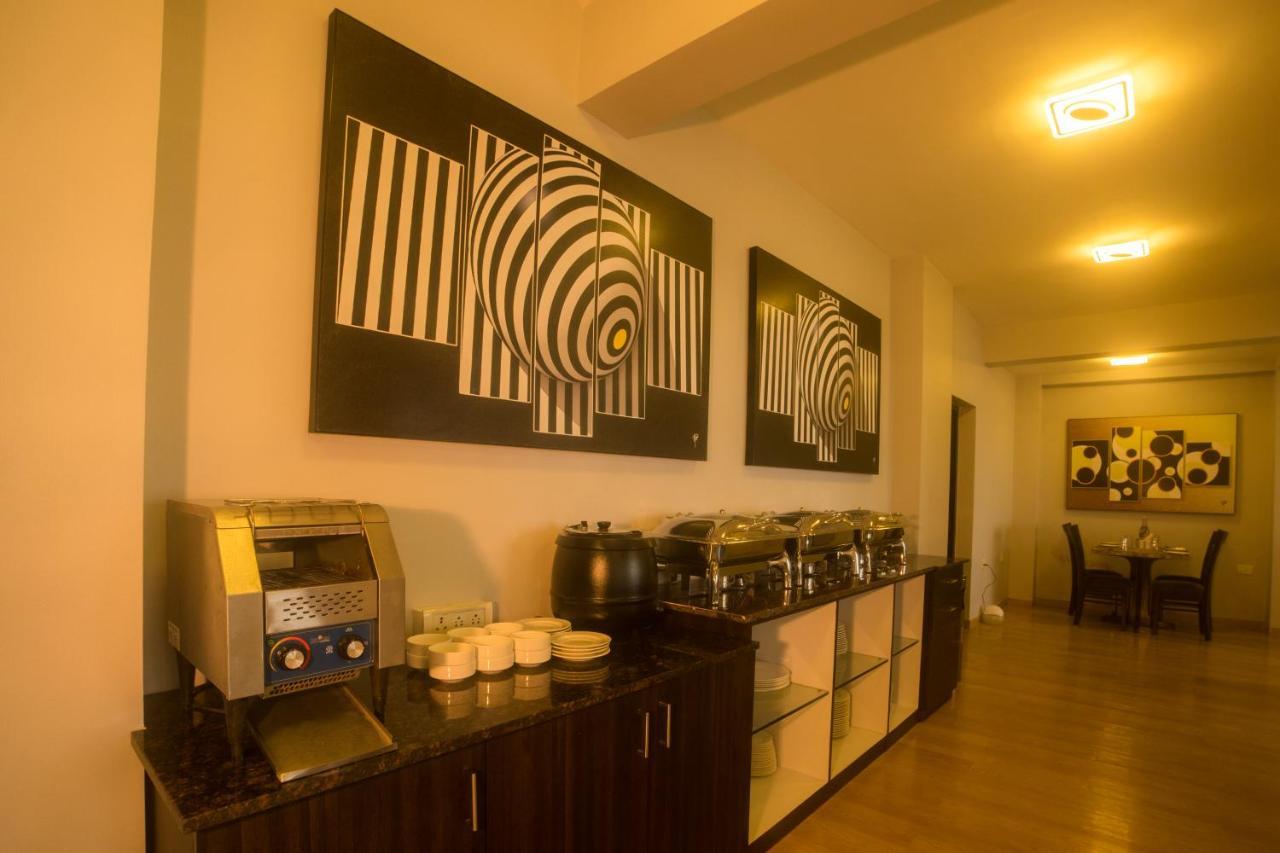 Encore Suites Goa パナジ エクステリア 写真